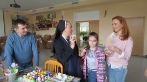 13..Василь Козяр Сестра Маркіяна і Софійка та Наталка Сопіт
