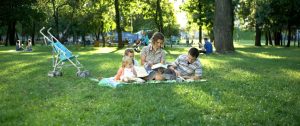 KyivReading_master_final_2048_858_15sec_H264-0-00-08-811